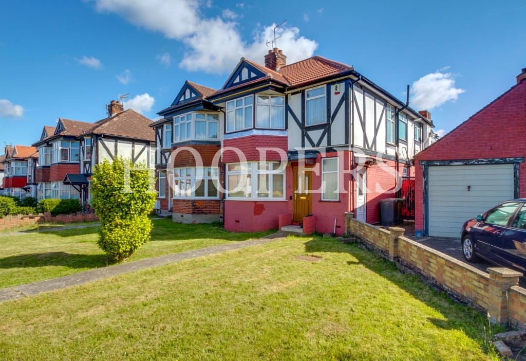 Property photo 2 of 14