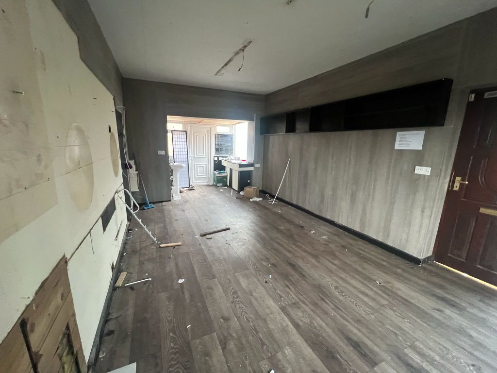 Property photo 3 of 4