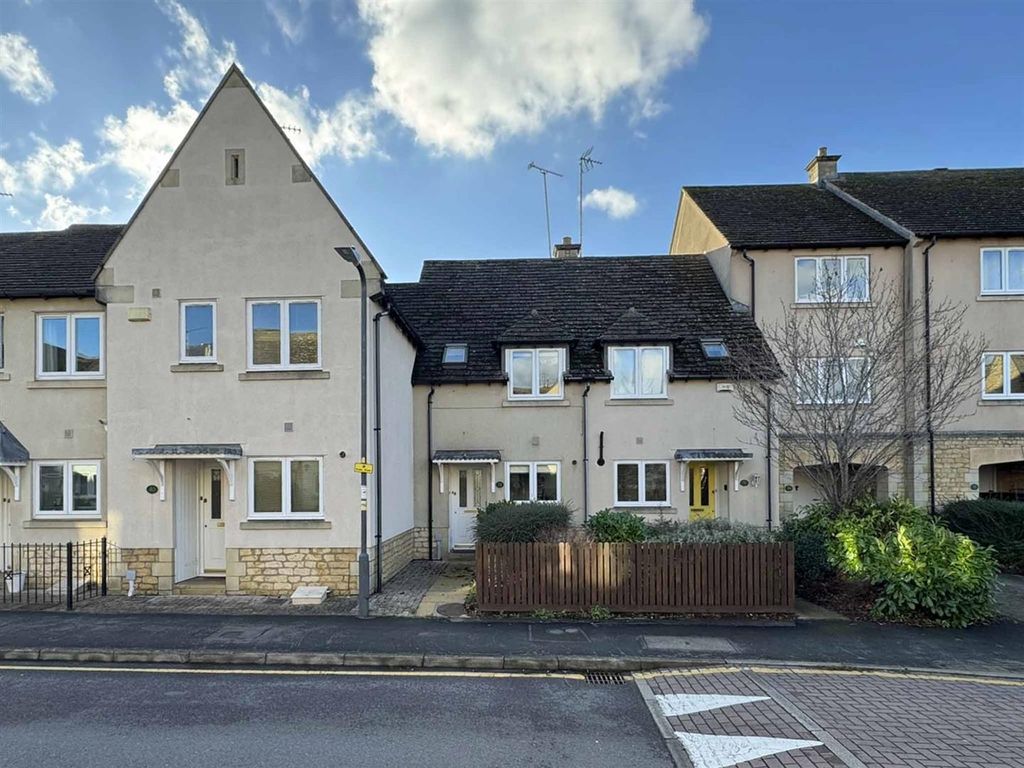 Property photo 1 of 10 Gresley Drive, Stamford