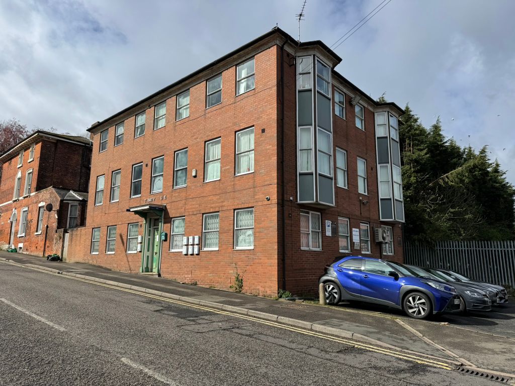 Property photo 2 of 8