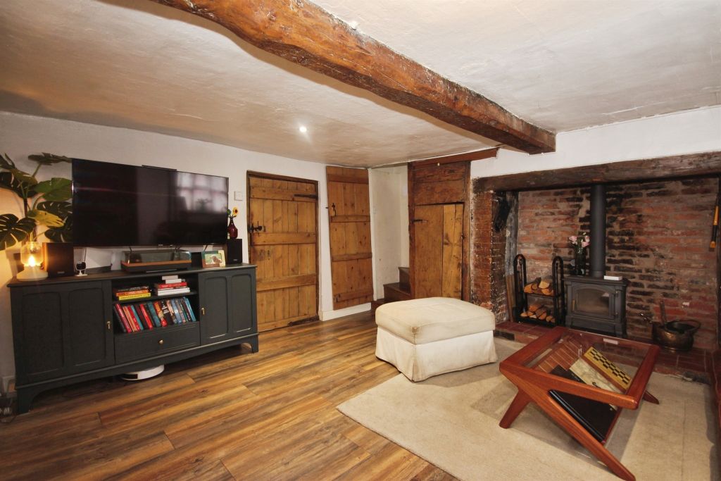 Property photo 3 of 16