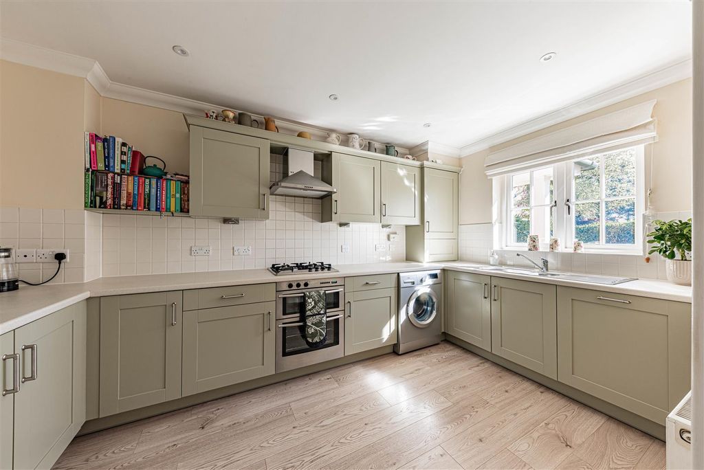 Property photo 3 of 32 L J Imaging-25.Jpg