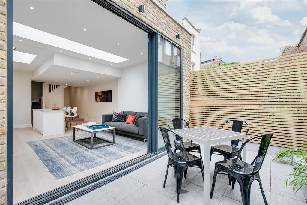 Property photo 2 of 10 Devonshire Road 12 Flat 1-8.Jpg