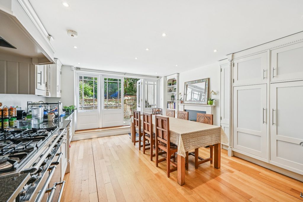 Property photo 1 of 15 Kitchen