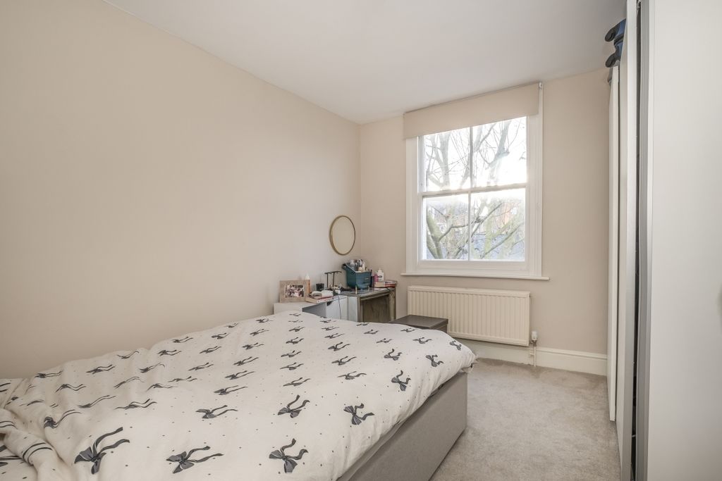 Property photo 3 of 8 9