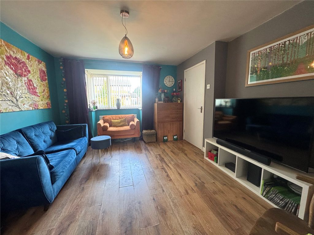 Property photo 2 of 8 Picture No. 03