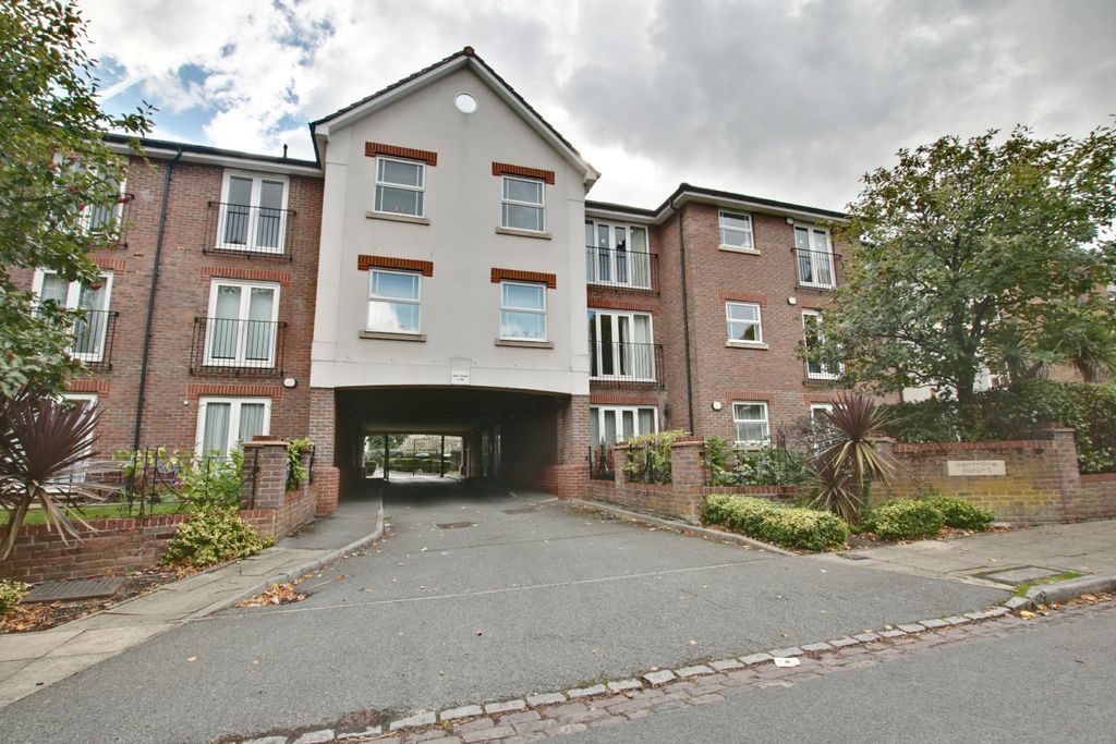 Property photo 1 of 10 1897090
