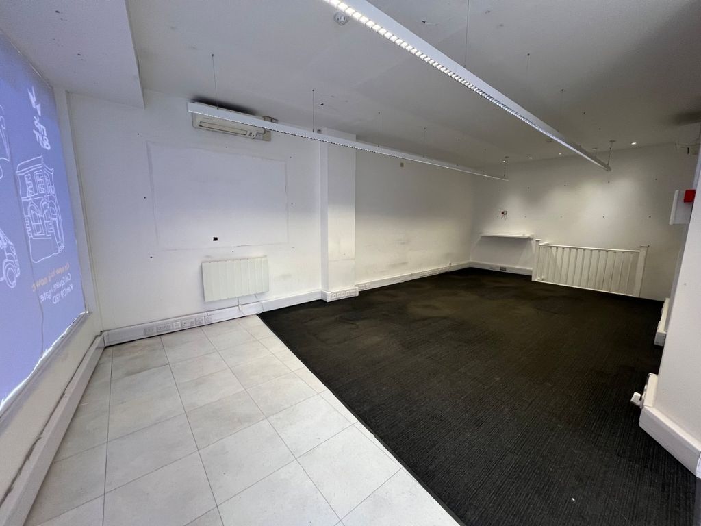 Property photo 2 of 10 Picture No. 09