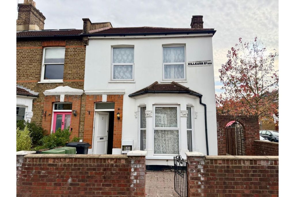 Property photo 1 of 13