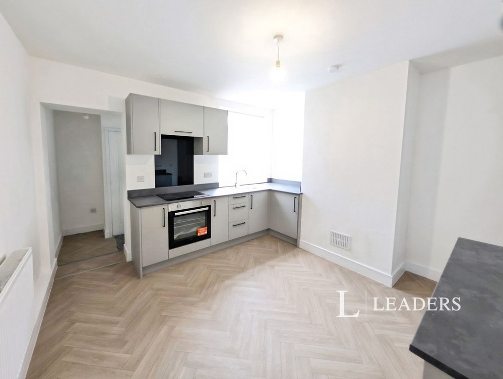Property photo 2 of 14 Pbox-Img.Jpg