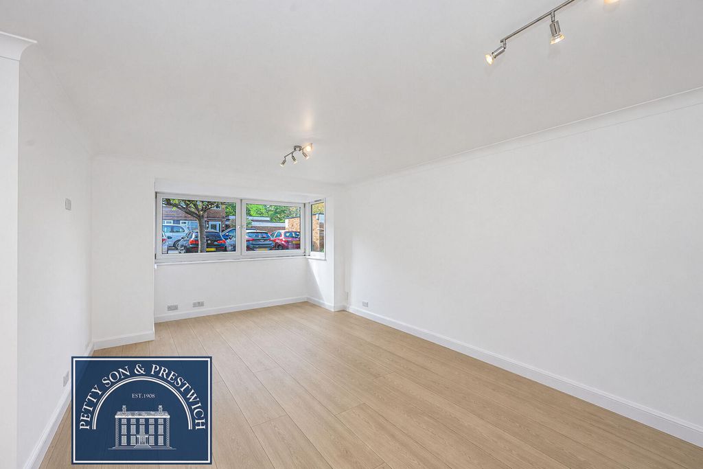 Property photo 2 of 14 Floor Plan