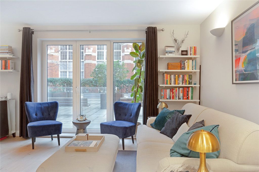 Property photo 2 of 19 Picture No. 07