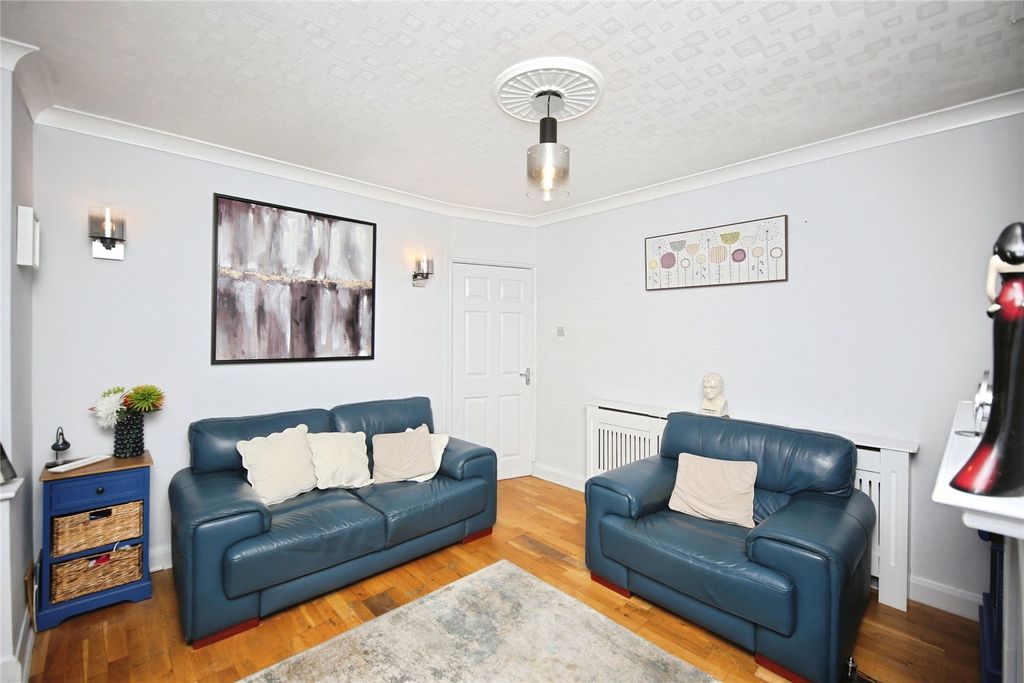 Property photo 3 of 23 Picture No. 03