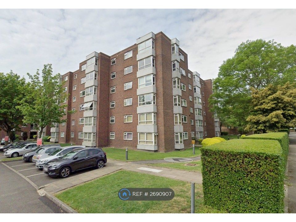 Property photo 1 of 18