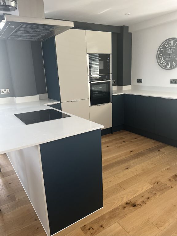 Property photo 3 of 9 Gallery