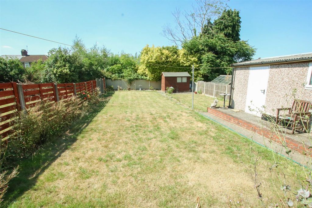 Property photo 2 of 14 Rear Garden