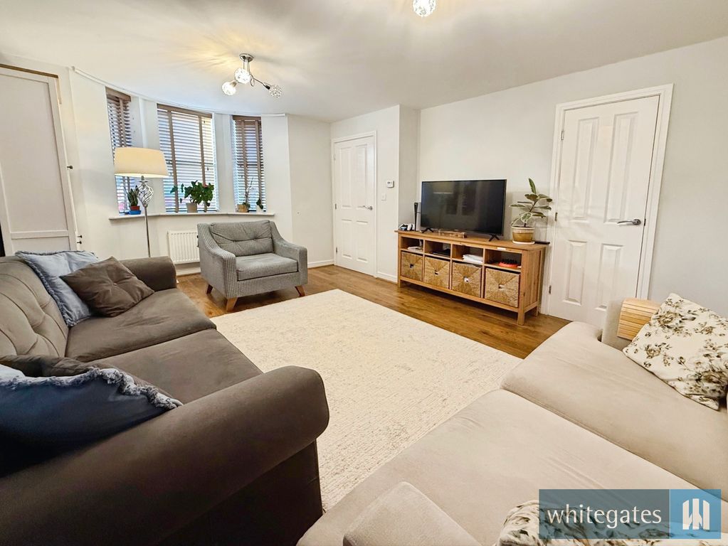 Property photo 3 of 20 Photograph