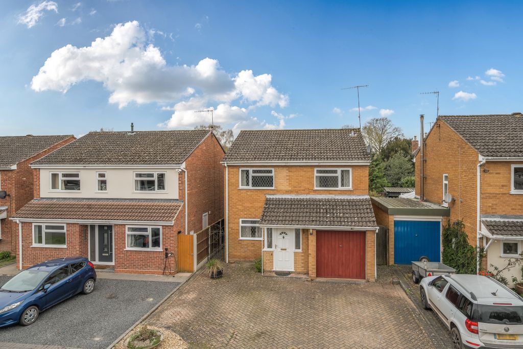 Property photo 1 of 12