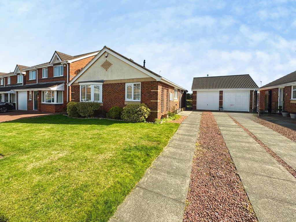 Property photo 1 of 12 Photo 11