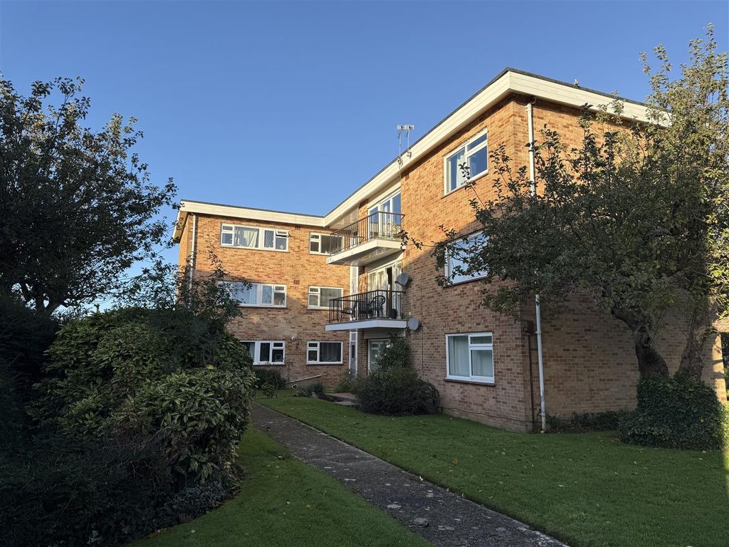 Property photo 1 of 8 Img_2801.Jpg