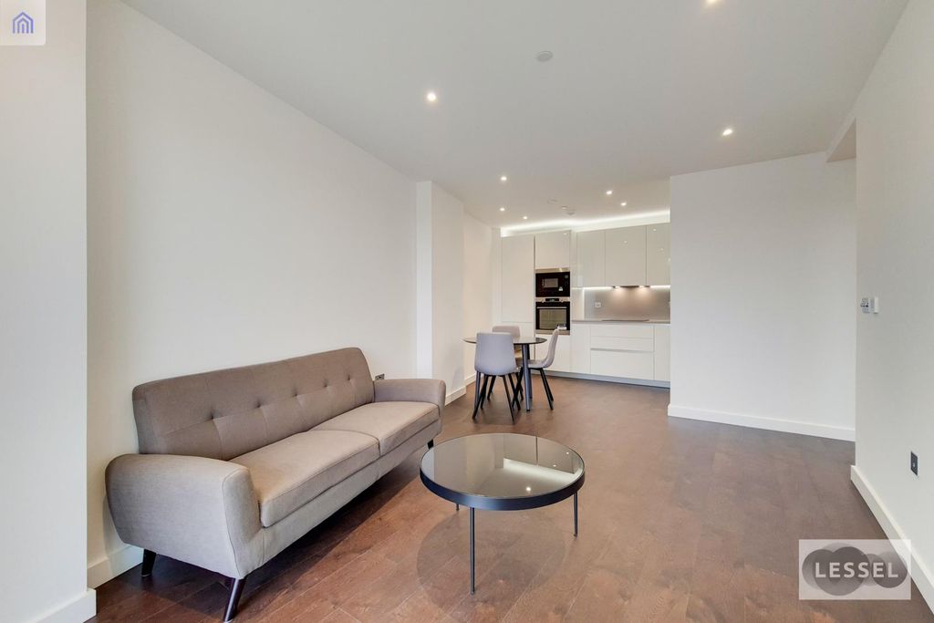 Property photo 1 of 11 5_Kitchen-Reception-0.Jpg