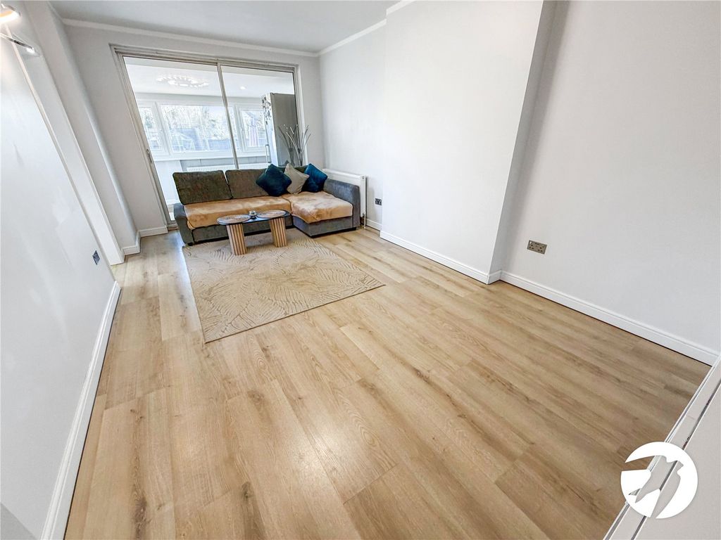 Property photo 2 of 13 Robinson Jackson