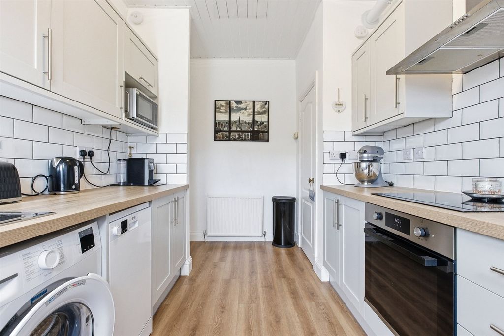 Additional image 6 of 2 bed flat for saleStation Road, Bannockburn, Stirling FK7