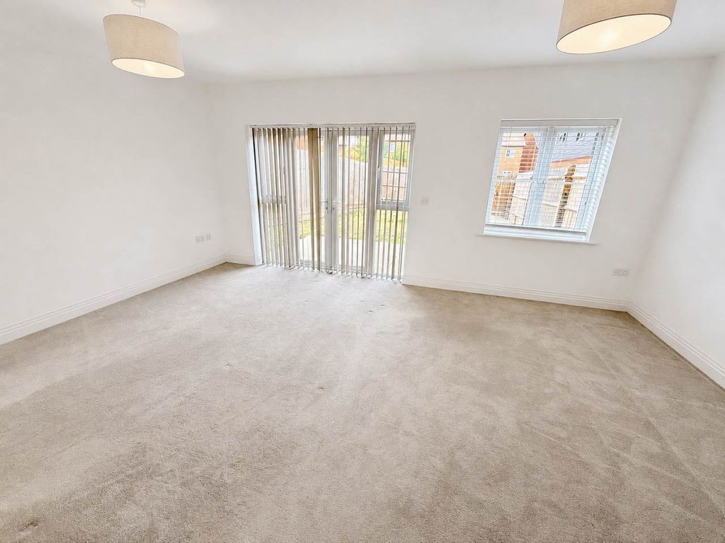 Property photo 2 of 11 Reception Room New