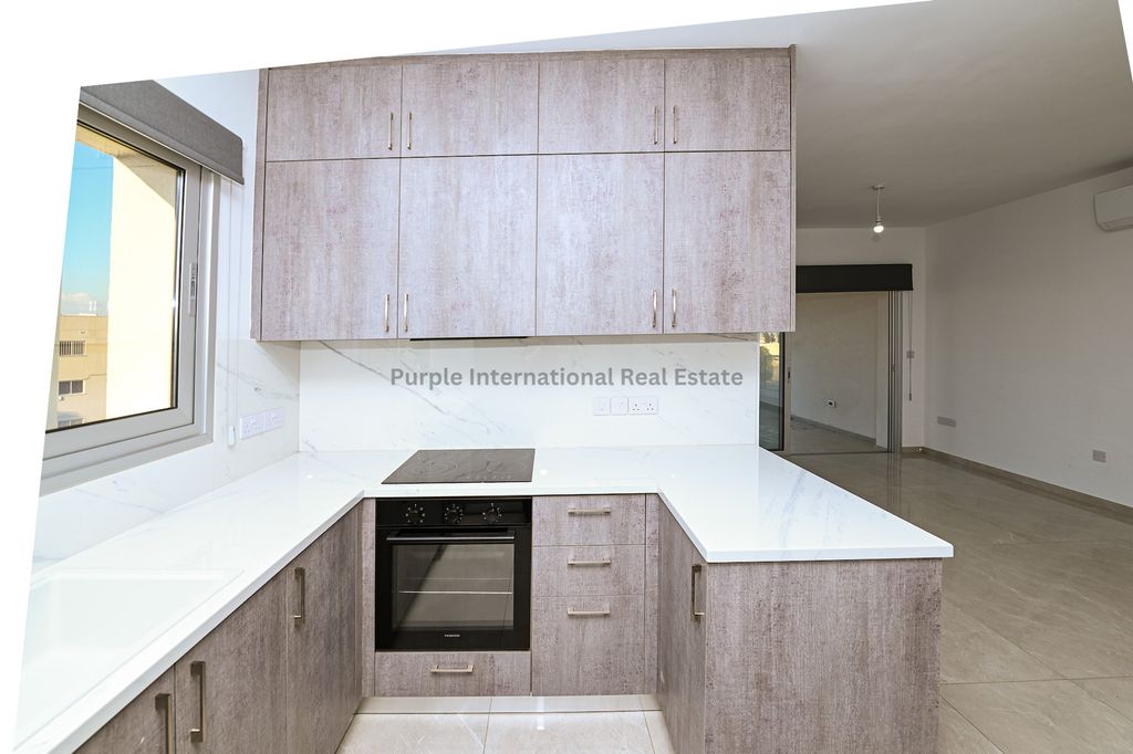 Property photo 3 of 25