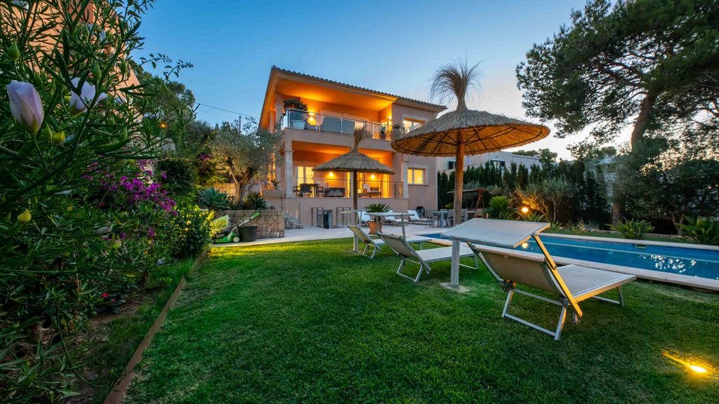 Property photo 1 of 22 01-64315 Small-28.Jpg