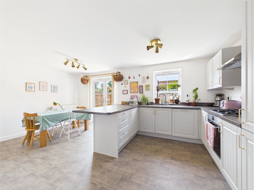 Property photo 2 of 17 Picture No. 06