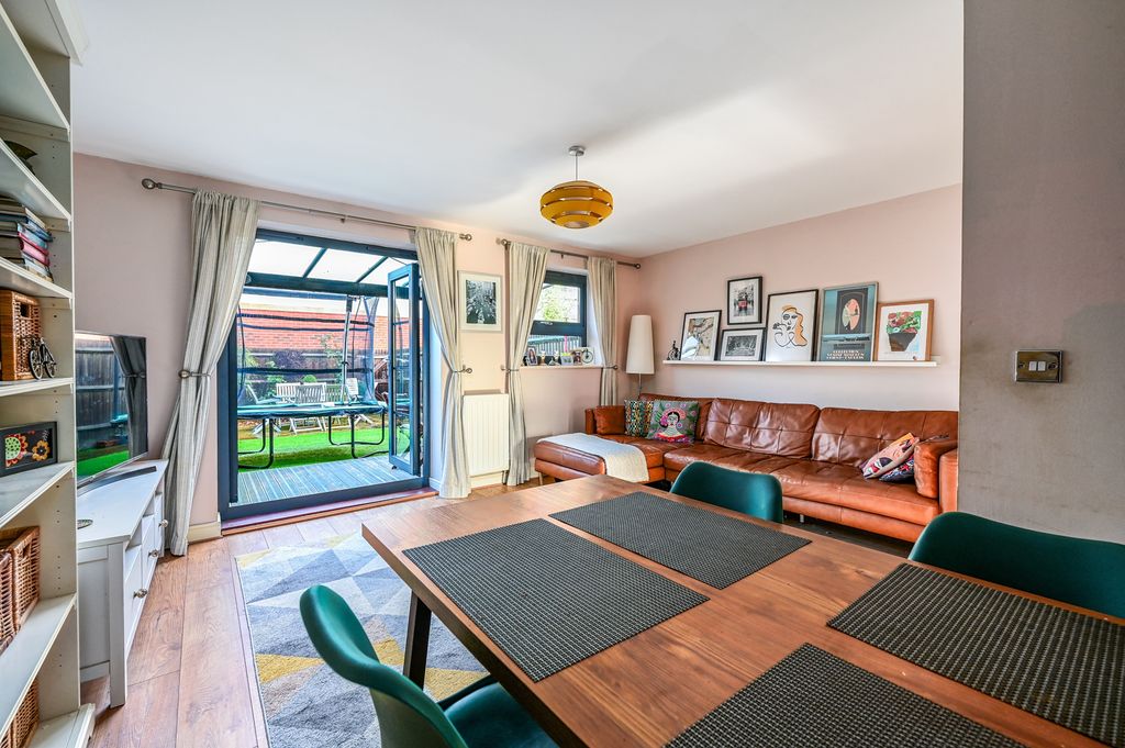 Property photo 2 of 15 Reception Room