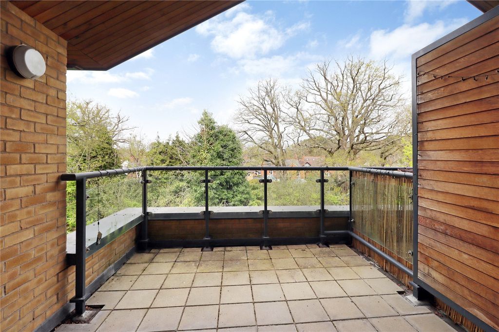 Property photo 1 of 12 Picture No. 17