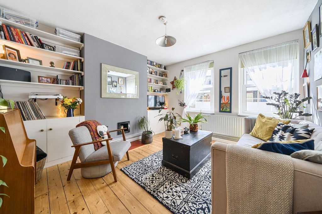 Property photo 1 of 21