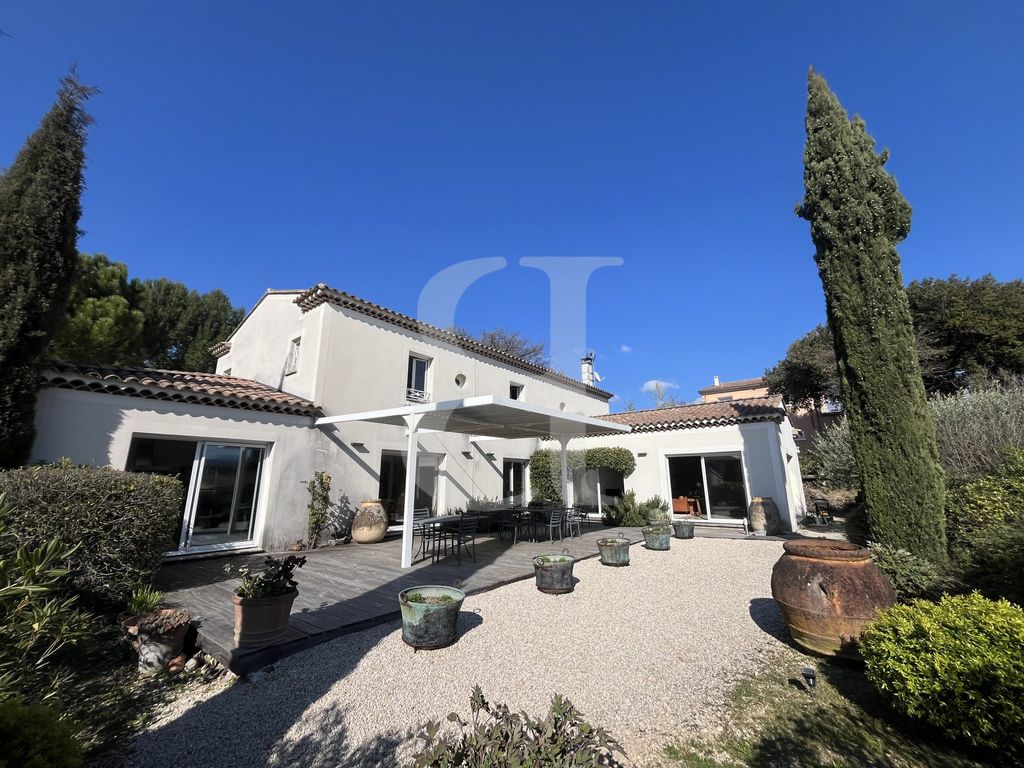 Property photo 1 of 29