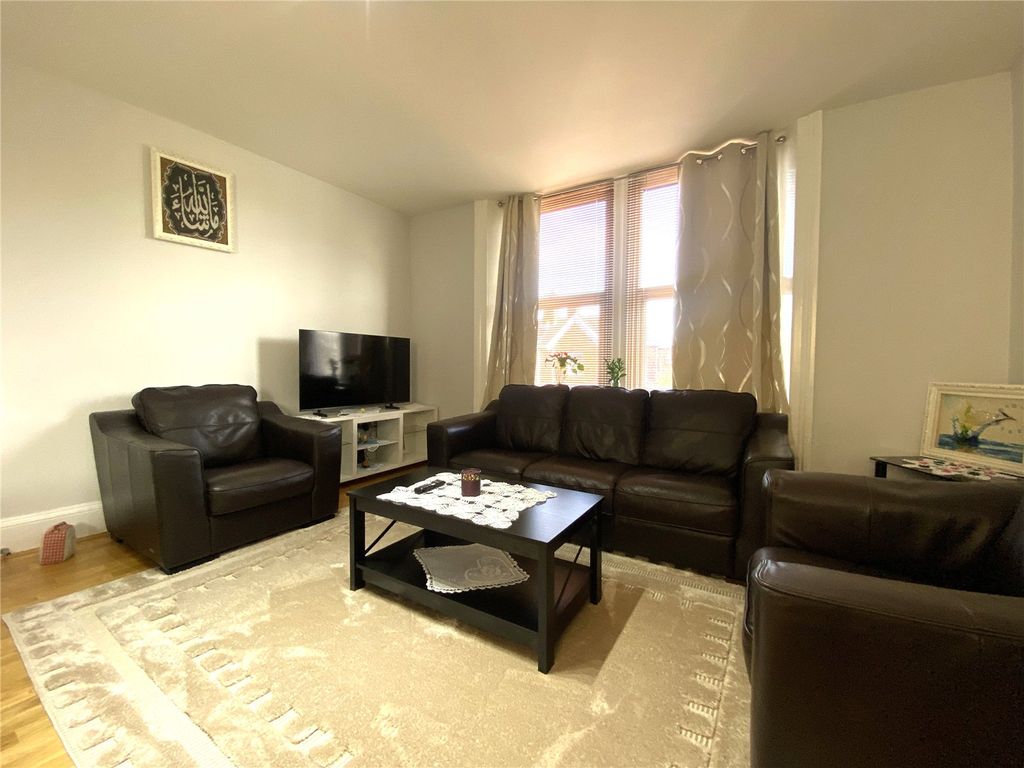 Property photo 3 of 9 Picture No. 08