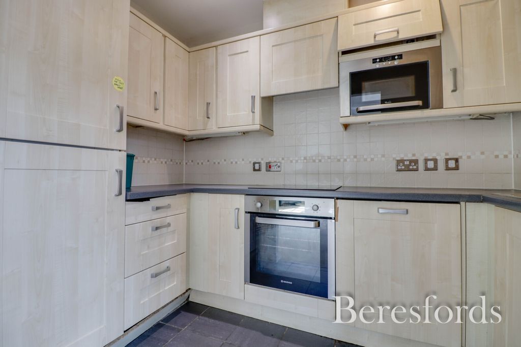 Property photo 3 of 11 Picture 3