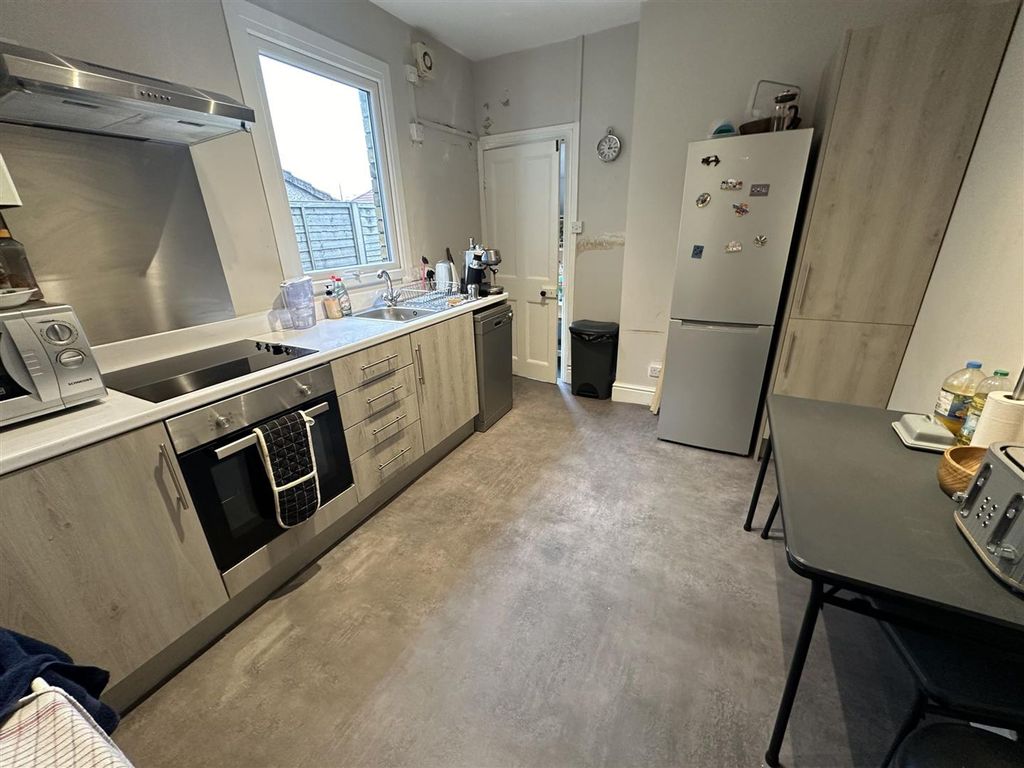 Property photo 2 of 7 Img_2731.Jpg