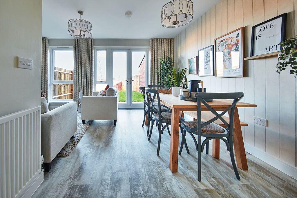 Property photo 1 of 10 Open Plan Living Sapce