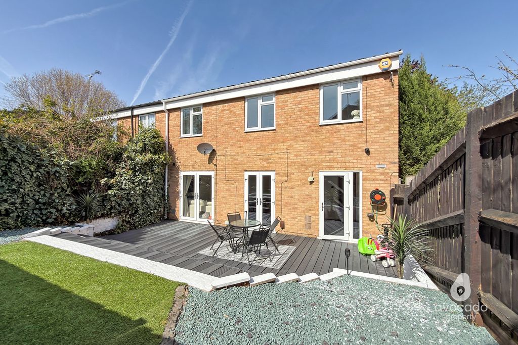 Property photo 1 of 13 4728150