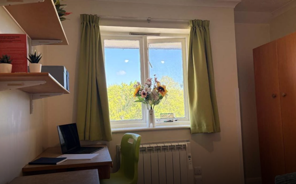 Property photo 2 of 3