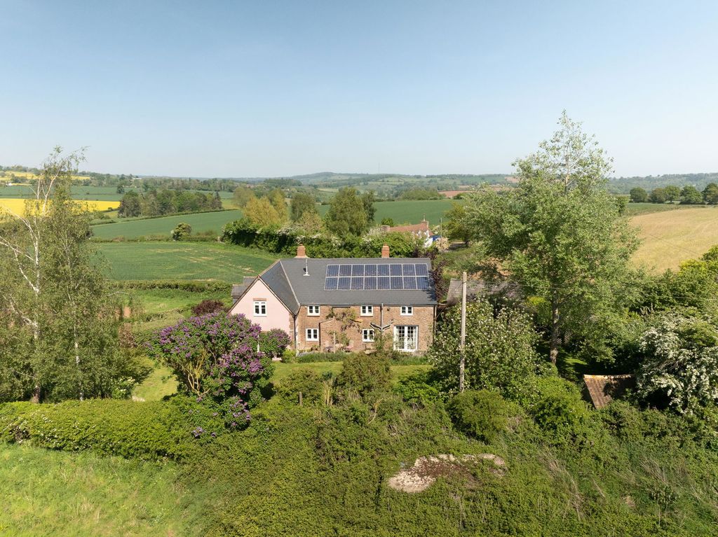 Property photo 3 of 24