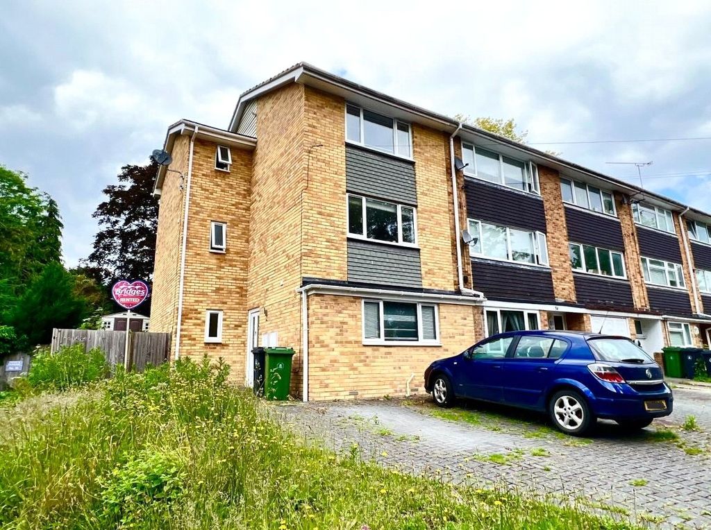 Property photo 1 of 17 1