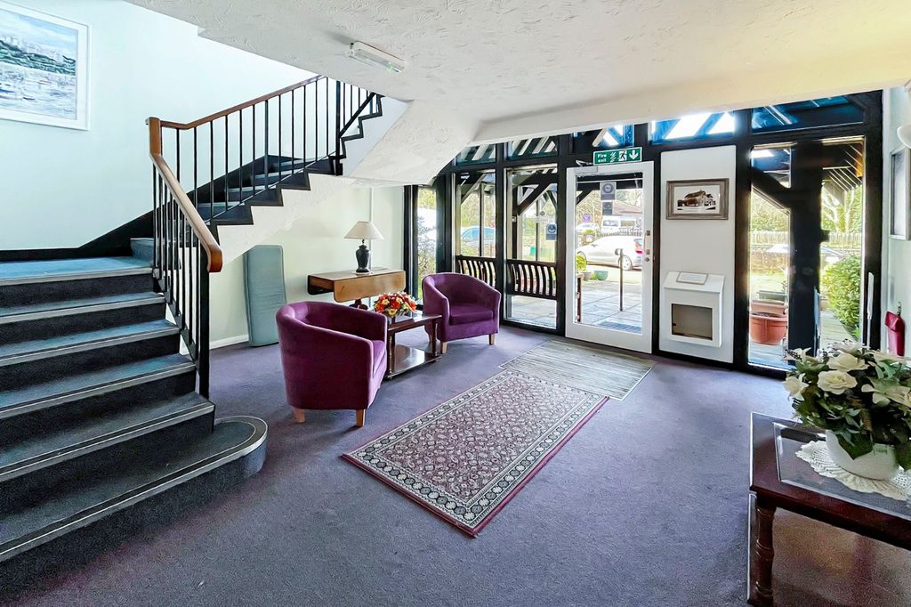 Additional image 10 of 2 bed flat for saleThe Street, East Preston, Littlehampton, West Sussex BN16