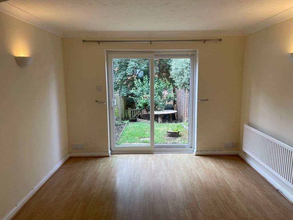 Property photo 3 of 22