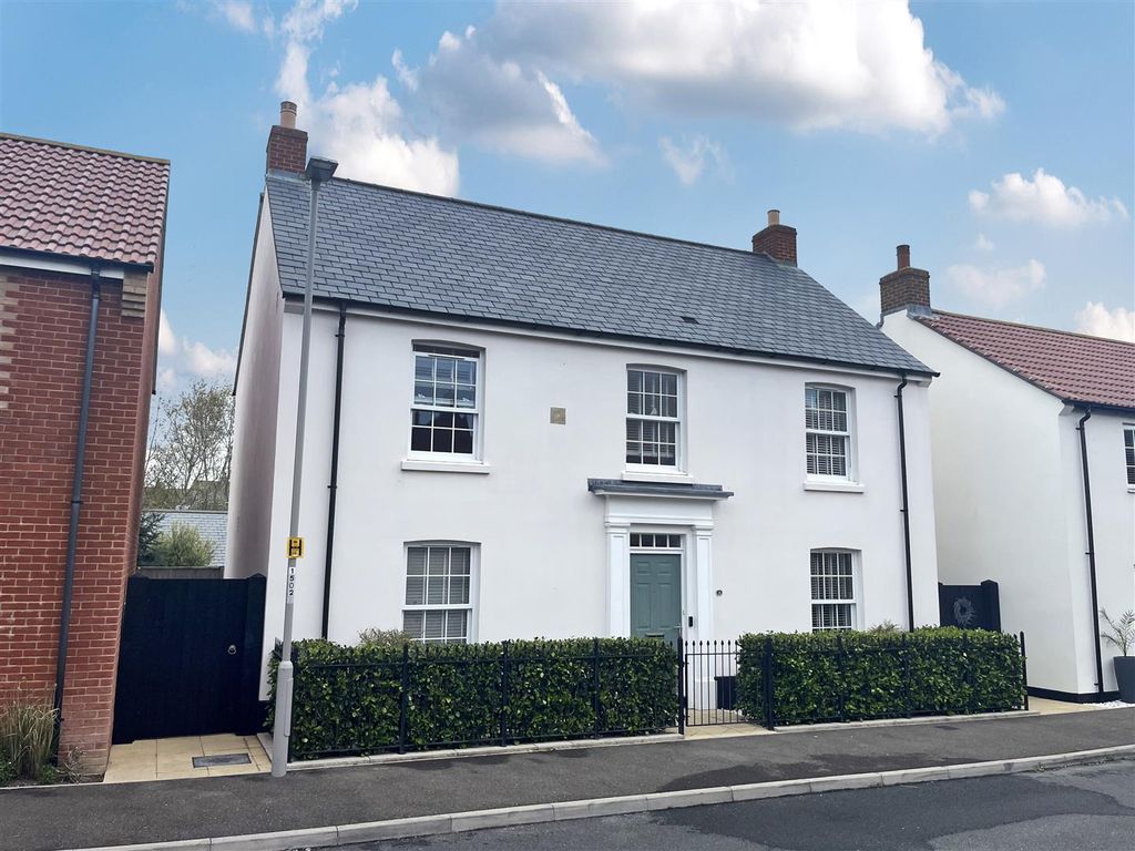 Property photo 1 of 27 9019489-109418-134208036407017513-60E448B2-Ae9F-B8