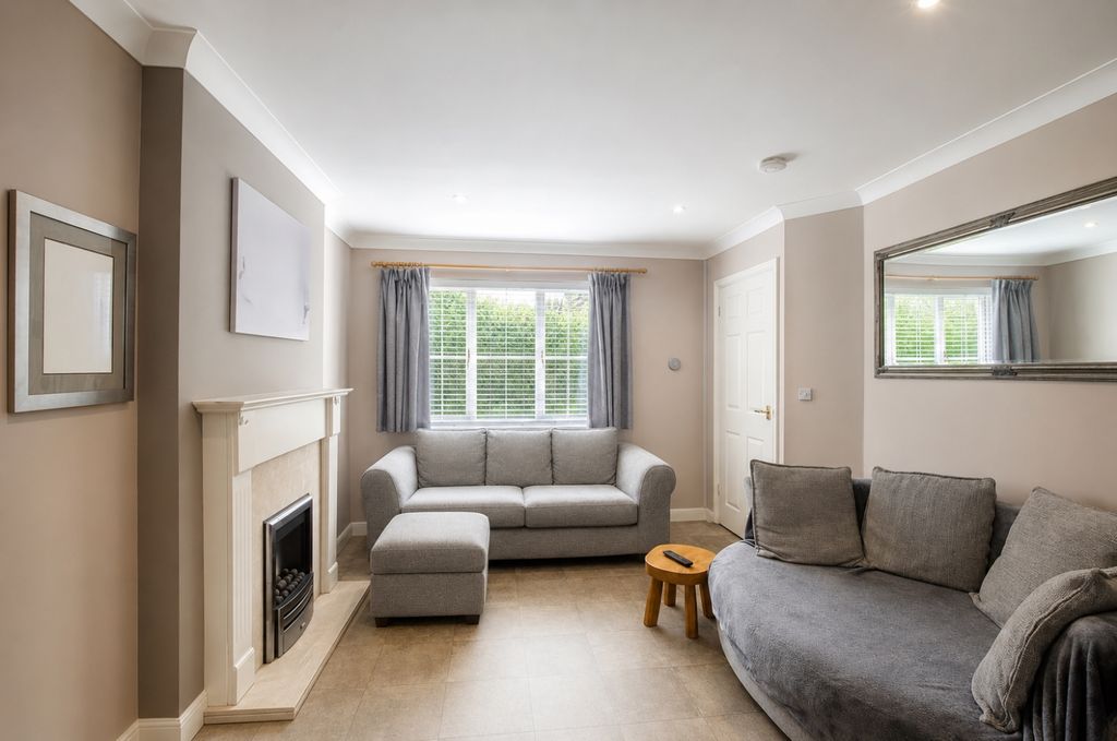 Property photo 3 of 14 Tps Bodmin 01208 74182 3