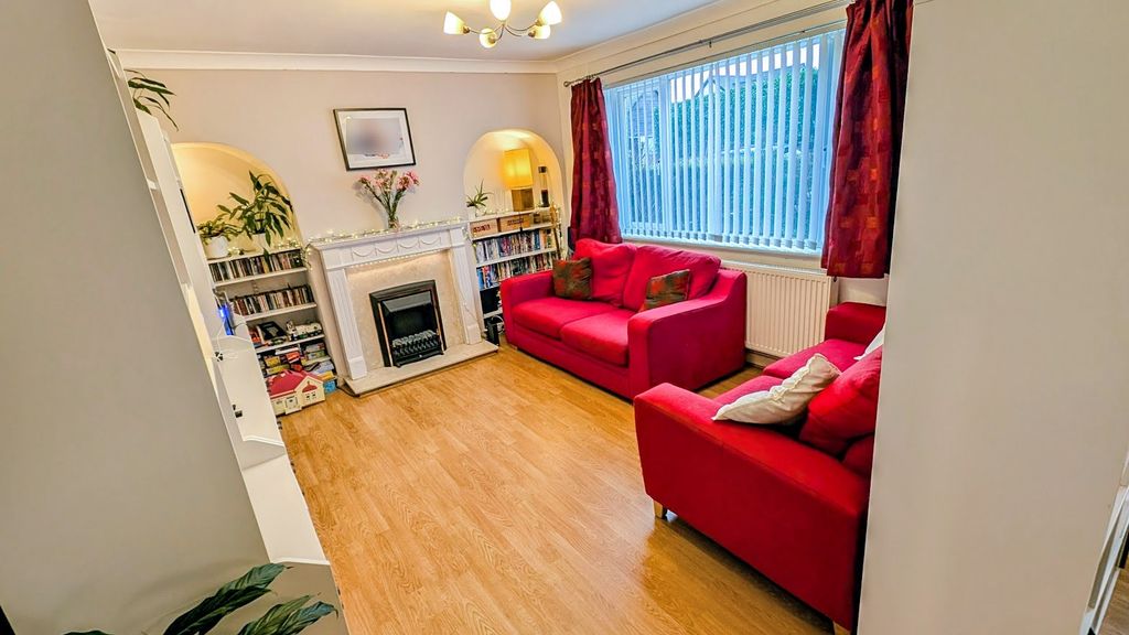 Property photo 3 of 20 Pbox-Img.Jpg