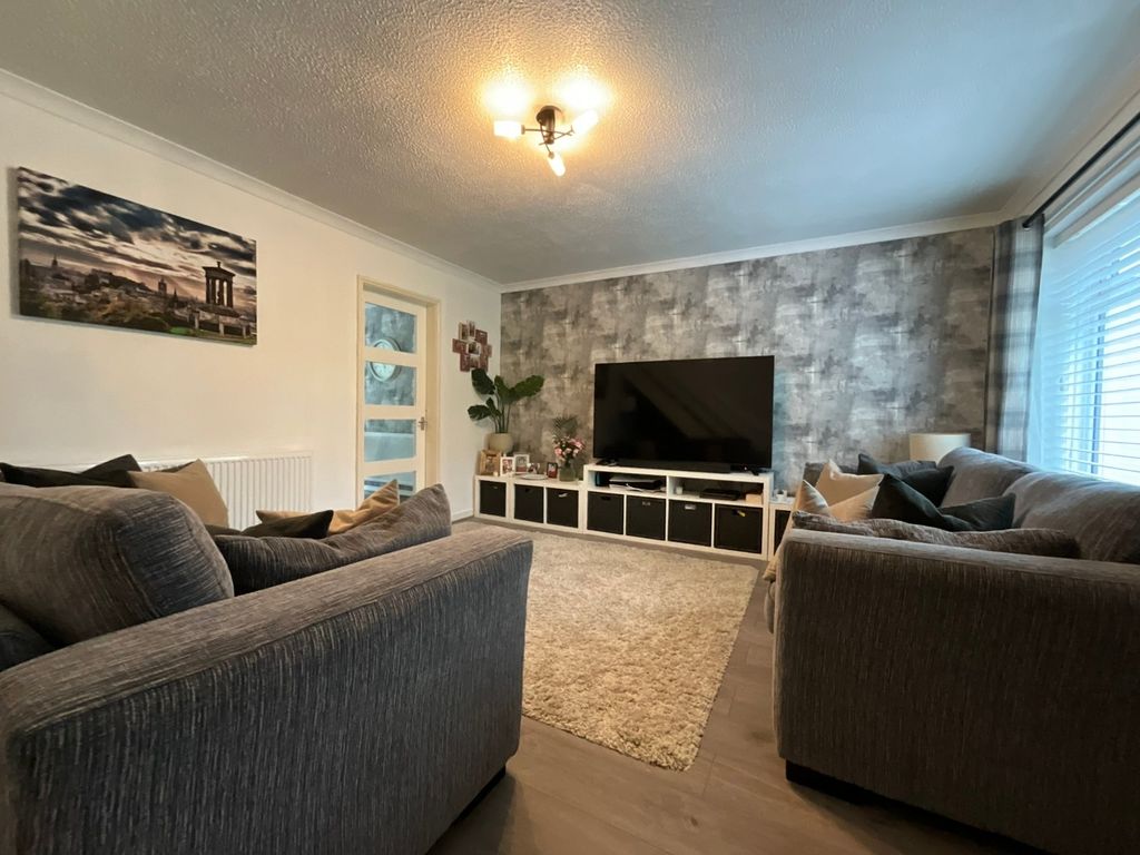 Property photo 1 of 25 4414720