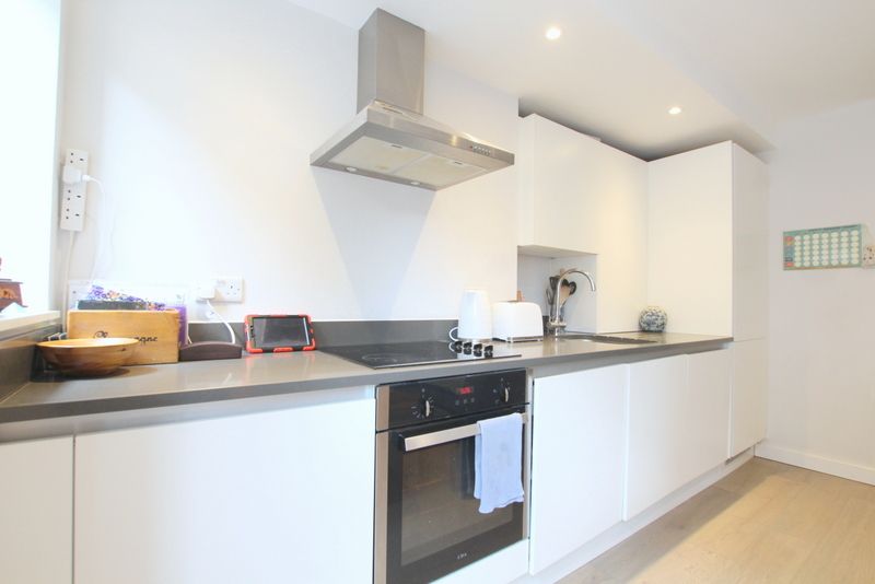 Property photo 3 of 10 3